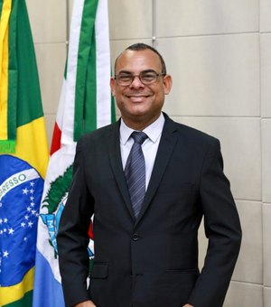 Fora da Câmara, futuro de Fábio Rogério será definido por JHC nesta semana