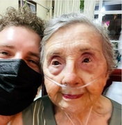 Thiago Fragoso faz homenagem para avó: 'Feliz 97 anos'