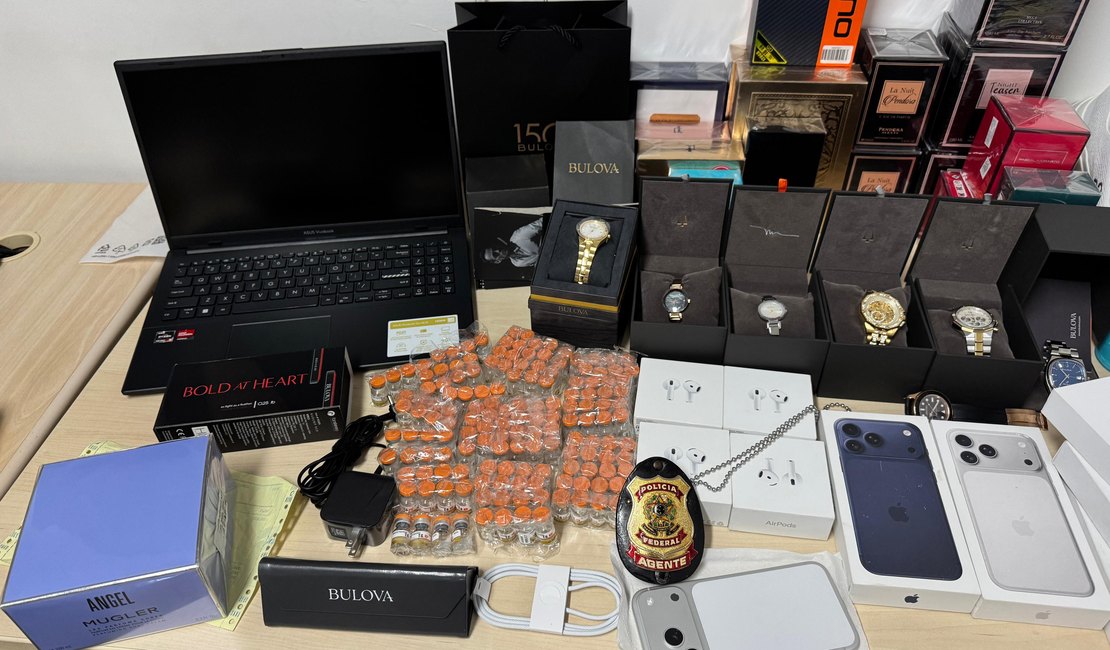 PF apreende 152 frascos de tizerpartida proibida pela Anvisa e prende suspeito por contrabando