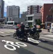 Implantação de faixas para motociclistas avança em Maceió