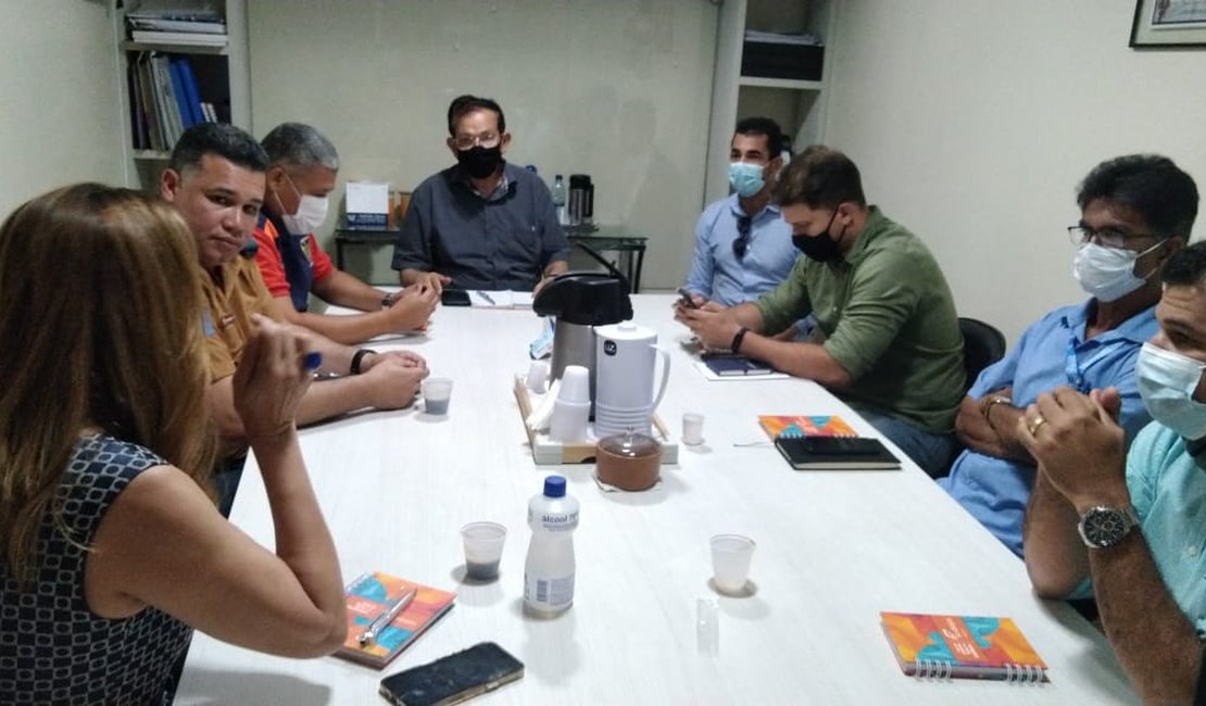 Reunião no Sindilojas articula plano de segurança contra incêndios nas lojas de Arapiraca