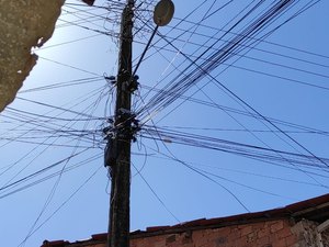 Morador passa mais de 24 horas sem energia elétrica em Maragogi