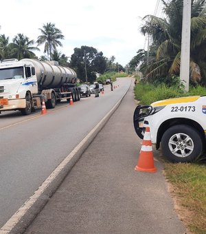 BPRv realiza operação no Litoral Sul alagoano e flagra doze condutores inabilitados