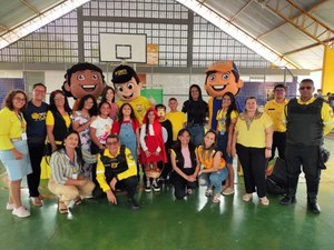 Participação dos estudantes marca a abertura do Maio Amarelo em Arapiraca