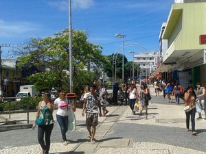Comércio e Shopping de Arapiraca funcionam normalmente neste sábado