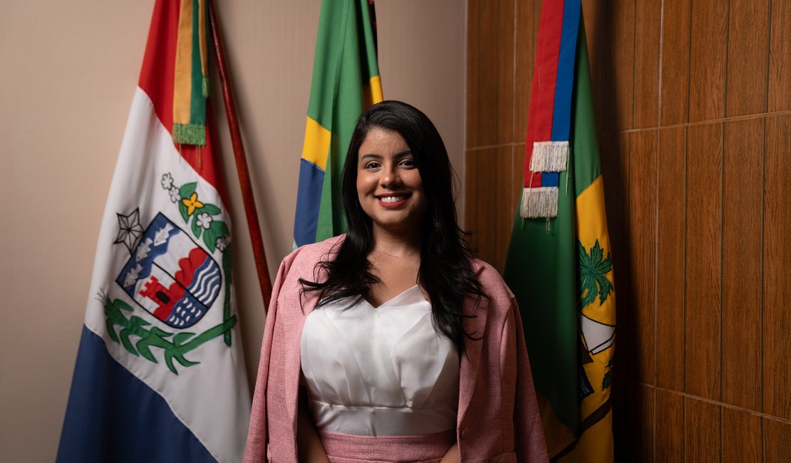 Vereadora Dani Pacheco é reeleita presidente da Câmara de Japaratinga