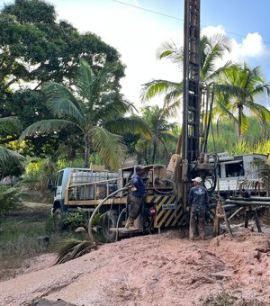 Prefeito Déo garante instalação de poço em comunidade quilombola de Japaratinga