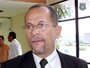 Delegado José Lindemberg, ex-titular da 7ª DRP de Penedo, morre aos 69 anos