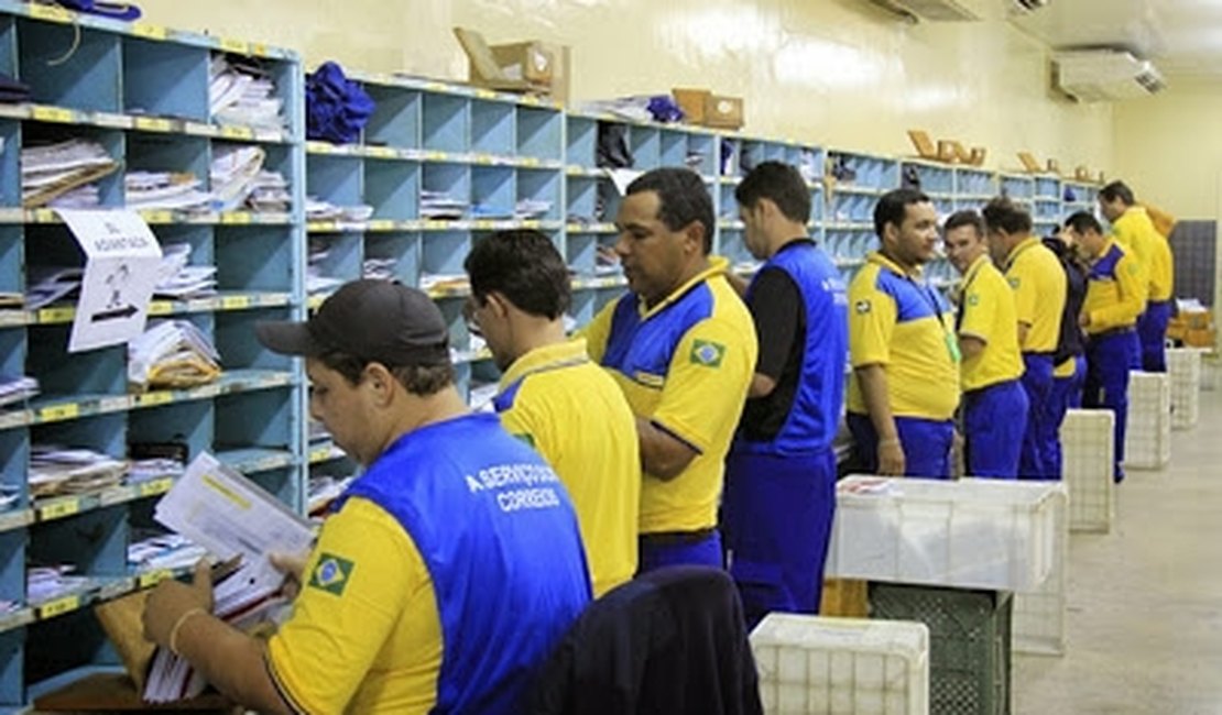 Assaltantes roubam correspondências de carteiro em Arapiraca