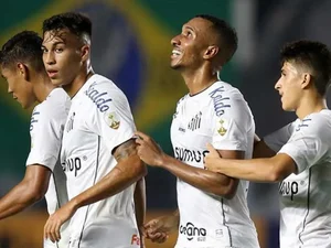 Santos entra no top 15 dos clubes com mais gols na história da Libertadores