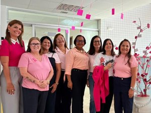 TCE-AL promove ação sobre prevenção ao câncer de mama e acolhimento às mulheres