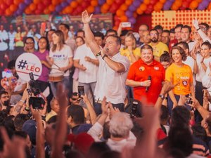 Renan Filho inicia campanha ao Senado como líder absoluto na intenção de votos