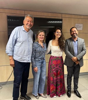 Teca Nelma paga ‘dívida’ com Gleisi Hoffmann e declara voto em Dafne Orion nas eleições internas do PT