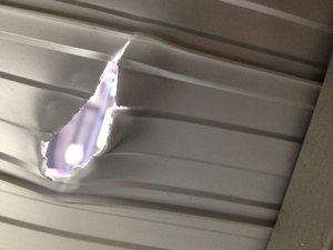 Instituto Lula é atingido por bomba caseira na noite desta quinta em SP