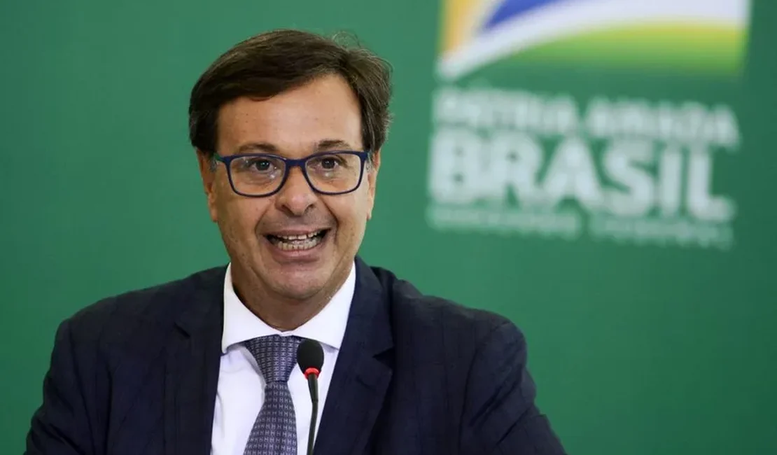 PF investiga Gilson Machado por tentativa de obter passaporte português para Mauro Cid