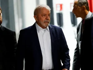 Lula quer isenção de imposto de renda para quem ganha até R$5 mil