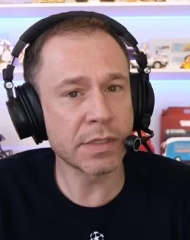 O 'ritual' de apresentador da Globo exposto por Tiago Leifert