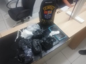 Polícia prende menor de idade que estava embalando drogas no Trapiche