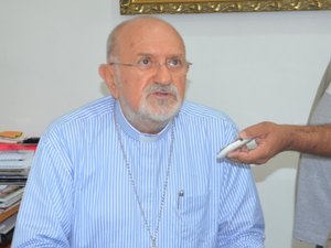 Arcebispo repudia uso eleitoreiro de casas de acolhimentos por políticos