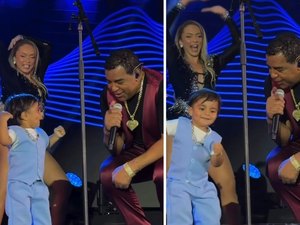 Raça Negra emociona em show histórico e bebê domina o palco