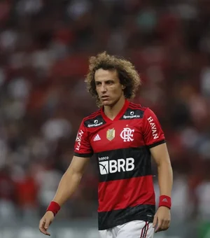 Livre no mercado, David Luiz recebe sondagem de rival do Flamengo