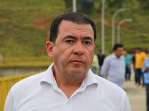 Câmara de Palmares afasta prefeito Altair Bezerra por 90 dias