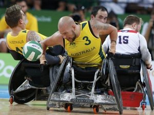 Austrália vence EUA em final eletrizante do rugby em cadeira de rodas