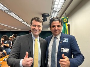 Daniel Barbosa e Odilon Auto debatem situação dos pós-graduandos em audiência na Comissão de Educação