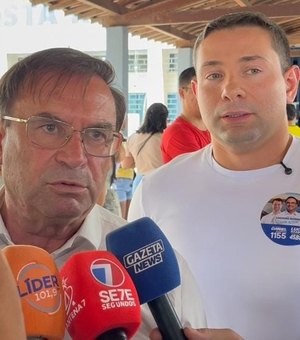 Em coletiva, Luciano Barbosa reafirma voto em Renan Filho e celebra democracia