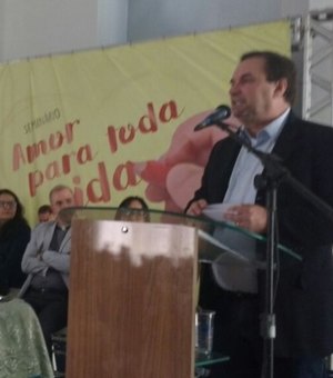 Em Arapiraca, Luciano Barbosa afirma que a greve da Uneal será resolvida de imediato