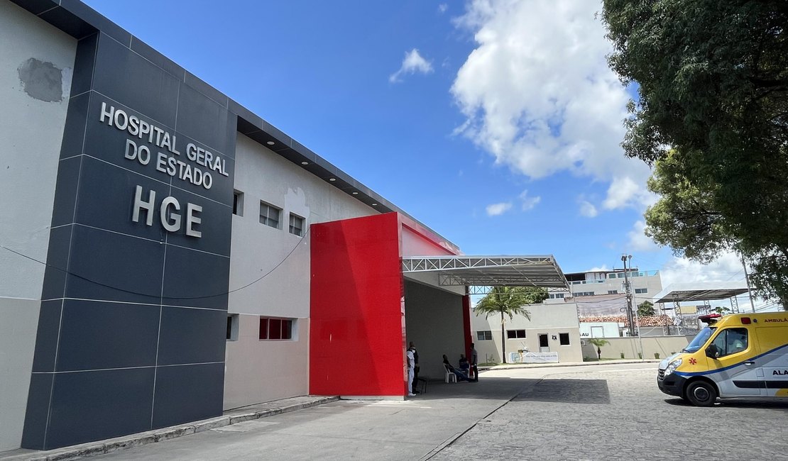 Homem sofre mal súbito no Trapiche da Barra e é socorrido pelo Corpo de Bombeiros