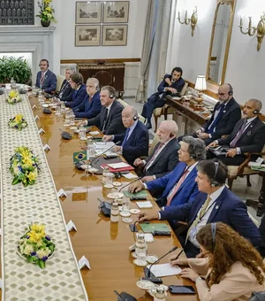 Brasil e Índia fazem parceria para produção de medicamentos