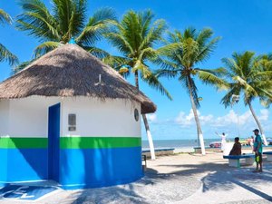 Prefeitura de Maragogi reforma banheiros públicos da Orla Marítima