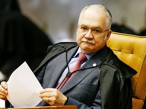 STF suspende andamento do impeachemet na Câmara