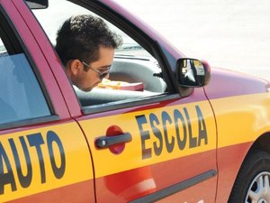 Aulas em simulador de direção serão obrigatórias