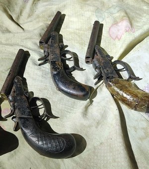 Idoso condenado por estuprar três crianças é preso em Arapiraca; quatro armas de fogo são apreendidas
