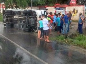 Acidente deixa uma pessoa morta e outras cinco gravemente feridas