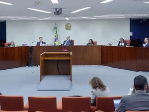 Maioria do STF condena sete réus do Núcleo 4 da trama golpista