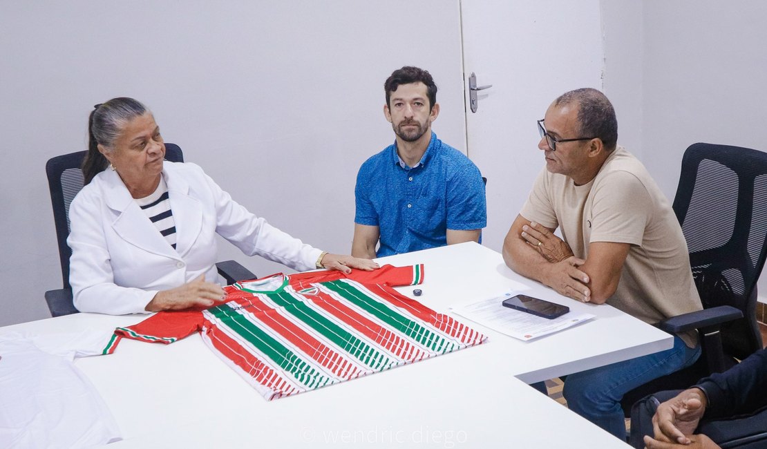 Prefeitura de Palmeira reforça parceria e anuncia investimentos no CSE