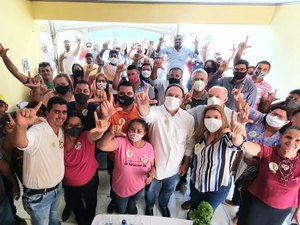 Luciano se reúne com presidentes de associações comunitárias para debater propostas