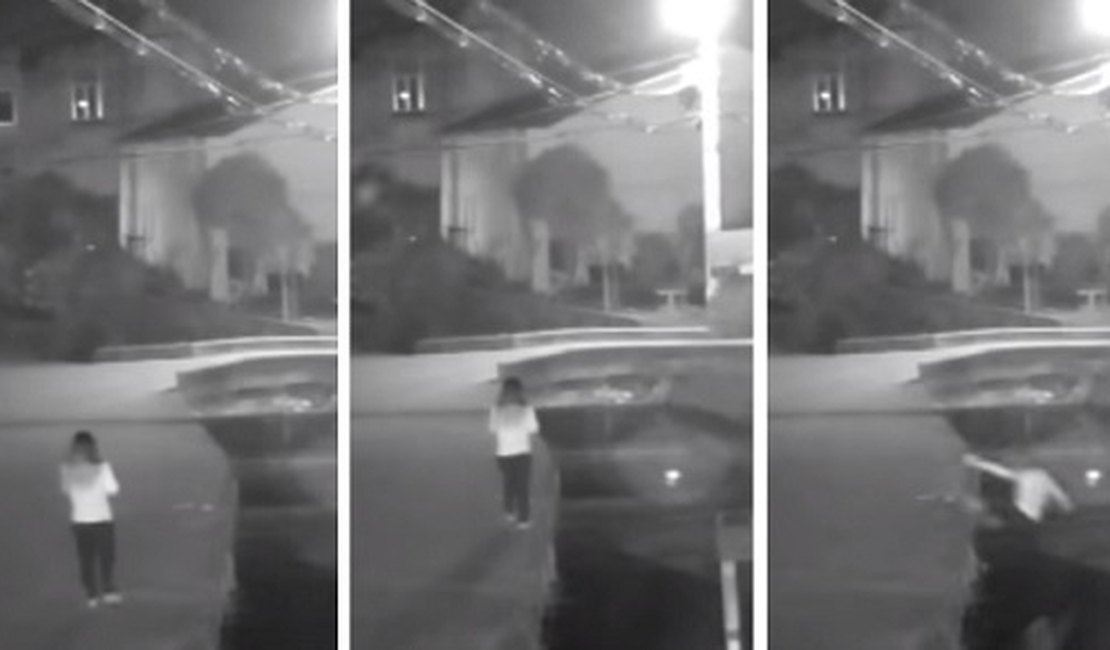 Mulher se distrai com celular, cai em rio e acaba morrendo