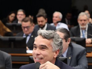 Aprovado o PL que define pagamento do piso a professores temporários