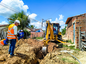 Redes de saneamento em 6 cidades de AL passam por implantação e manutenção preventiva nesta semana