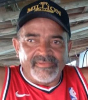 Homem morto no Jacintinho trabalhava como mototaxista e não era o alvo de criminosos