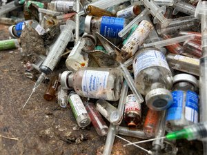 Vigilância Sanitária recolhe seringas descartadas de forma irregular em Maceió