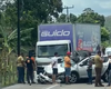 [Vídeo] Colisão frontal entre carro e caminhão deixa dois feridos na BR-316, em Atalaia