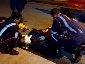 Motociclista perde o controle ao passar por quebra mola e acidente deixa feridos