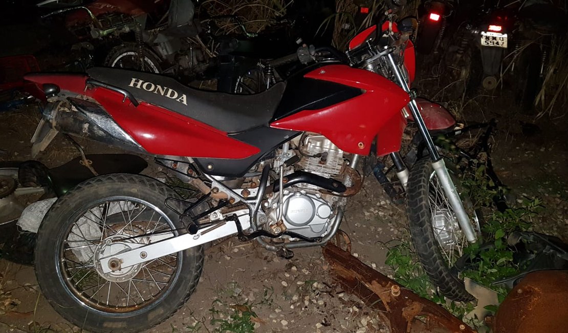 Suspeito tenta vender moto roubada mas é preso em flagrante 