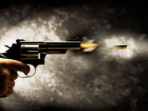 Homem é atingido por tiros e morre antes de chegar ao hospital