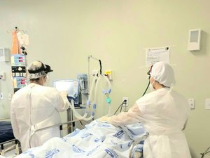 Internação de pacientes com Covid-19 chega a quase 50% no HE do Agreste